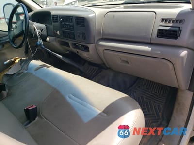 Zdjęcie 8 z 12 samochodu: 2001 FORD F450 SUPER DUTY VIN:1FDXF46F51EB22093 - miniatura
