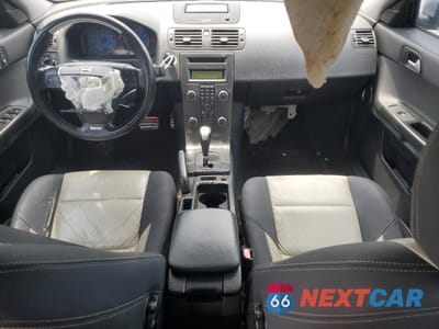 Zdjęcie 8 z 13 samochodu: 2011 VOLVO S40 T5 VIN:YV1672MSXB2537389 - miniatura