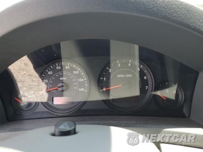 Zdjęcie 9 z 13 samochodu: 2005 JEEP GRAND CHEROKEE LAREDO VIN:1J4GS48K85C524891 - miniatura