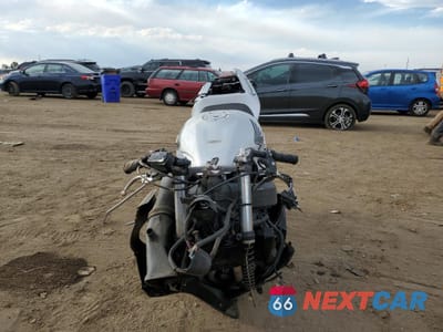 Drugie zdjęcie samochodu z przodu: 2003 HONDA CBR600 F4 VIN:JH2PC35093M400126 - miniatura