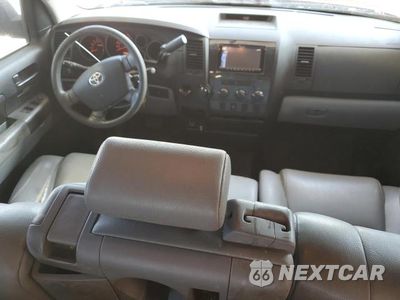 Zdjęcie 8 z 12 samochodu: 2011 TOYOTA TUNDRA DOUBLE CAB SR5 VIN:5TFRM5F11BX026402 - miniatura