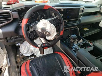 Zdjęcie 8 z 13 samochodu: 2022 TOYOTA TUNDRA CREWMAX SR VIN:5TFLA5DB0NX032786 - miniatura