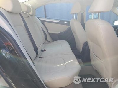 Zdjęcie 10 z 12 samochodu: 2011 VOLKSWAGEN JETTA SEL VIN:3VWLZ7AJXBM377841 - miniatura