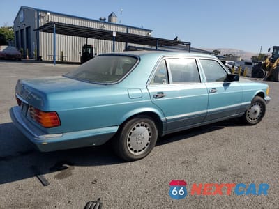 Trzecie zdjęcie samochodu z tyłu: 1991 MERCEDES-BENZ 560 SEL VIN:WDBCA39E5MA599633 - miniatura