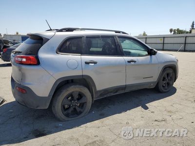 Trzecie zdjęcie samochodu z tyłu: 2017 JEEP CHEROKEE SPORT VIN:1C4PJLAB9HW653707 - miniatura