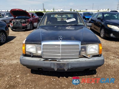 Piąte zdjęcie samochodu w środku: 1986 MERCEDES BENZ 300 E VIN:WDBEA30056A122976 - miniatura