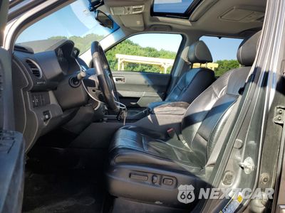 Zdjęcie 7 z 12 samochodu: 2011 HONDA PILOT TOURING VIN:5FNYF4H94BB048911 - miniatura