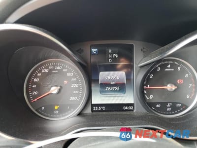 Zdjęcie 9 z 12 samochodu: 2017 MERCEDES-BENZ C 300 4MATIC VIN:55SWF4KB3HU232926 - miniatura