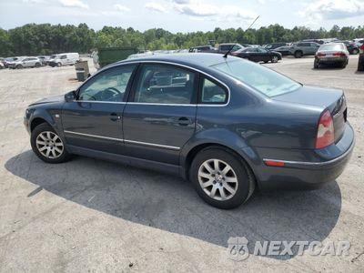 Drugie zdjęcie samochodu z przodu: 2003 VOLKSWAGEN PASSAT GLS VIN:WVWPD63B33P181741 - miniatura