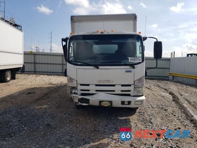 Piąte zdjęcie samochodu w środku: 2011 ISUZU NPR VIN:JALB4W173B7400381 - miniatura