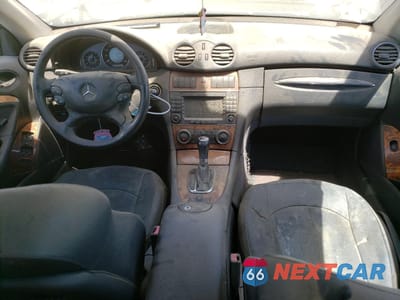 Zdjęcie 8 z 12 samochodu: 2005 MERCEDES-BENZ CLK 500 VIN:WDBTK75J55F156815 - miniatura