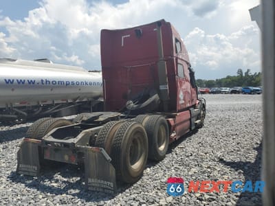 Czwarte zdjęcie samochodu z boku: 2007 VOLVO VN VNL VIN:4V4NC9GH17N442235 - miniatura