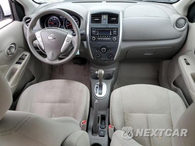 Zdjęcie 8 z 12 samochodu: 2015 NISSAN VERSA S VIN:3N1CN7AP4FL879858 - miniatura