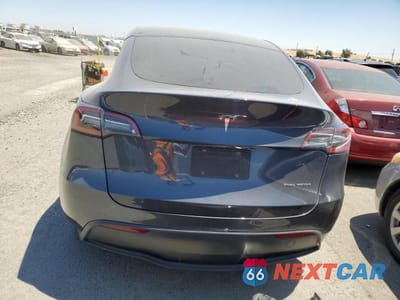 Zdjęcie 6 z 13 samochodu: 2022 TESLA MODEL Y VIN:7SAYGDEE2NF387253 - miniatura