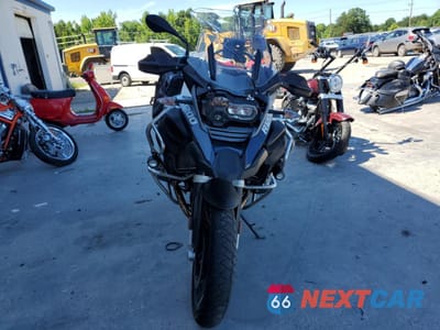 Drugie zdjęcie samochodu z przodu: 2016 BMW R1200 GS ADVENTURE VIN:WB10A1209GZ664400 - miniatura