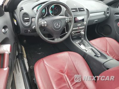 Zdjęcie 8 z 15 samochodu: 2005 MERCEDES-BENZ SLK 350 VIN:WDBWK56F55F061568 - miniatura