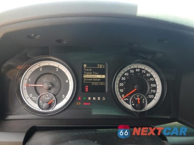 Zdjęcie 9 z 12 samochodu: 2013 RAM 3500 SLT VIN:3C63RRHL7DG544266 - miniatura