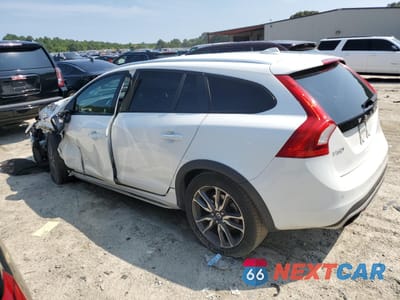 Drugie zdjęcie samochodu z przodu: 2016 VOLVO V60 CROSS COUNTRY PREMIER VIN:YV4612HK1G1003225 - miniatura