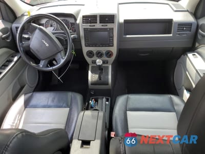 Zdjęcie 8 z 14 samochodu: 2007 JEEP PATRIOT LIMITED VIN:1J8FF48WX7D316459 - miniatura