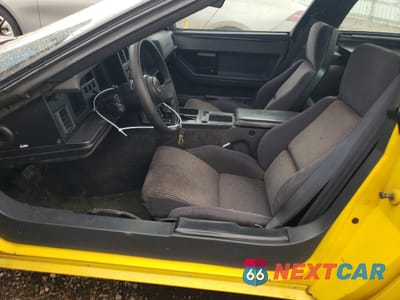 Zdjęcie 7 z 12 samochodu: 1987 CHEVROLET CORVETTE VIN:1G1YY2186H5117827 - miniatura