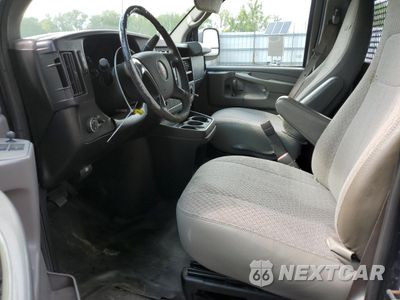 Zdjęcie 7 z 13 samochodu: 2014 GMC SAVANA G3500 VIN:1GTZ7UCG6E1129784 - miniatura
