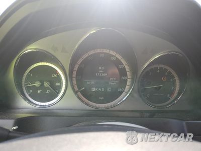 Zdjęcie 9 z 12 samochodu: 2009 MERCEDES-BENZ C 300 4MATIC VIN:WDDGF81X09R051908 - miniatura