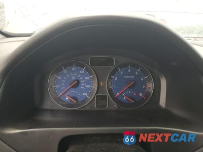 Zdjęcie 9 z 13 samochodu: 2011 VOLVO S40 T5 VIN:YV1672MSXB2537389 - miniatura