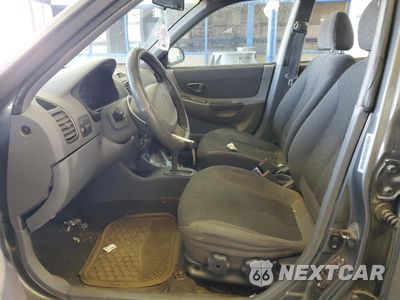 Zdjęcie 7 z 12 samochodu: 2001 HYUNDAI ACCENT GL VIN:KMHCG45C81U225775 - miniatura