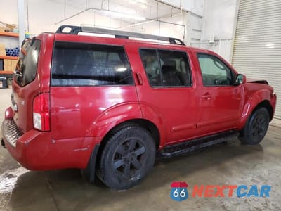 Trzecie zdjęcie samochodu z tyłu: 2010 NISSAN PATHFINDER S VIN:5N1AR1NBXAC622949 - miniatura