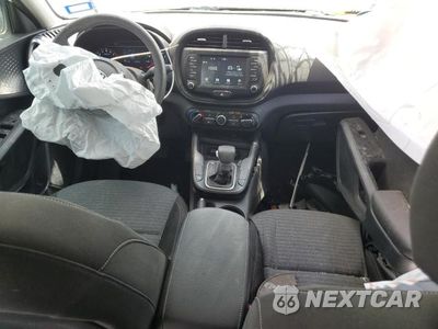 Zdjęcie 8 z 12 samochodu: 2021 KIA SOUL LX VIN:KNDJ23AU8M7773300 - miniatura