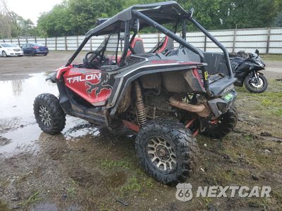 Trzecie zdjęcie samochodu z tyłu: 2019 HONDA SXS1000 S2X VIN:1HFVE051GK4000465 - miniatura