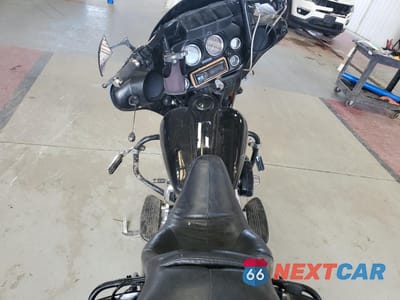 Zdjęcie 6 z 9 samochodu: 2007 HARLEY-DAVIDSON FLHTCUI VIN:1HD1FC4187Y647604 - miniatura