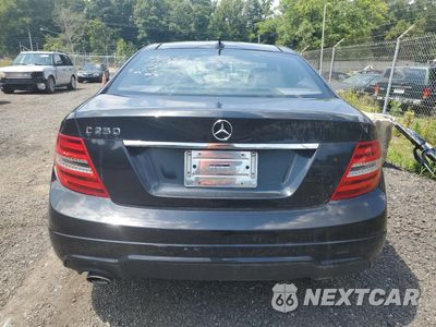 Zdjęcie 6 z 12 samochodu: 2012 MERCEDES-BENZ C 250 VIN:WDDGJ4HB9CF770195 - miniatura