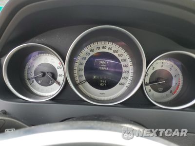 Zdjęcie 9 z 12 samochodu: 2014 MERCEDES-BENZ C 250 VIN:WDDGF4HB3EA935904 - miniatura