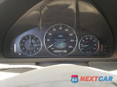 Zdjęcie 9 z 12 samochodu: 2005 MERCEDES-BENZ CLK 500 VIN:WDBTK75J55F156815 - miniatura