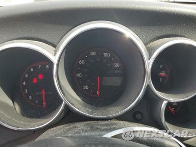 Zdjęcie 17 z 24 samochodu: 2005 TOYOTA COROLLA MATRIX XR VIN:2T1KR32E15C464288 - miniatura