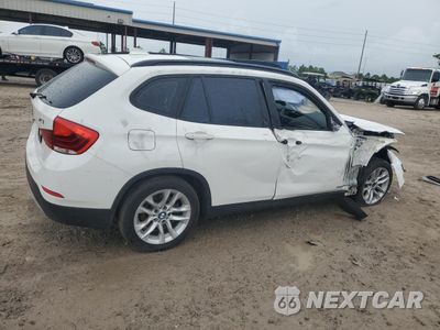 Trzecie zdjęcie samochodu z tyłu: 2015 BMW X1 XDRIVE28I VIN:WBAVL1C53FVY38395 - miniatura