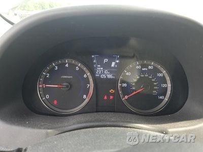 Zdjęcie 9 z 12 samochodu: 2014 HYUNDAI ACCENT GLS VIN:KMHCT4AE8EU736072 - miniatura