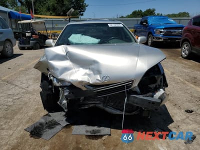 Piąte zdjęcie samochodu w środku: 1998 LEXUS ES 300 VIN:JT8BF28G3W0130740 - miniatura