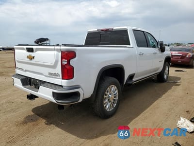 Trzecie zdjęcie samochodu z tyłu: 2022 CHEVROLET SILVERADO K3500 HIGH COUNTRY VIN:1GC4YVEY5NF260209 - miniatura