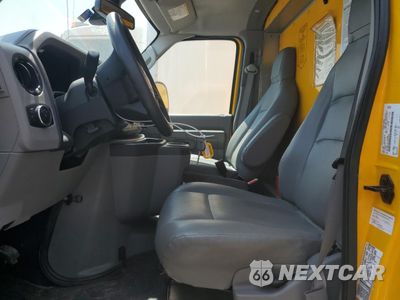 Zdjęcie 7 z 13 samochodu: 2022 FORD ECONOLINE E350 SUPER DUTY CUTAWAY VAN VIN:1FDWE3FN7NDC03964 - miniatura