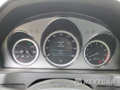 Zdjęcie 9 z 12 samochodu: 2011 MERCEDES-BENZ C 300 4MATIC VIN:WDDGF8BB8BR162506 - miniatura