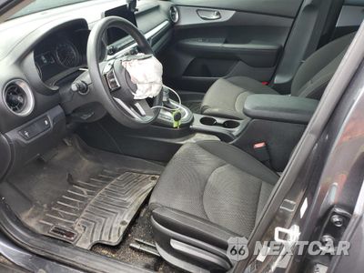 Zdjęcie 7 z 13 samochodu: 2022 KIA FORTE FE VIN:3KPF24AD8NE440768 - miniatura