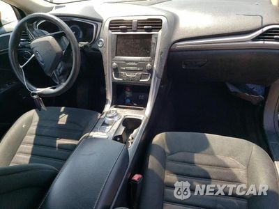 Zdjęcie 8 z 12 samochodu: 2019 FORD FUSION SE VIN:3FA6P0LU7KR207353 - miniatura