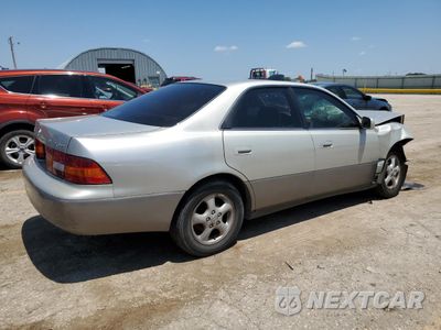 Trzecie zdjęcie samochodu z tyłu: 1998 LEXUS ES 300 VIN:JT8BF28G3W0130740 - miniatura
