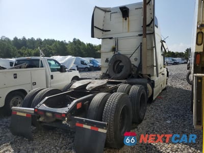 Czwarte zdjęcie samochodu z boku: 2014 VOLVO VN VNL VIN:4V4NC9EH9EN173742 - miniatura