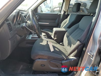 Zdjęcie 7 z 12 samochodu: 2011 DODGE NITRO SXT VIN:1D4PT5GK5BW547682 - miniatura