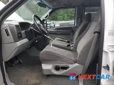 Zdjęcie 7 z 13 samochodu: 2002 FORD F350 SUPER DUTY VIN:1FTWW32F92EA26422 - miniatura