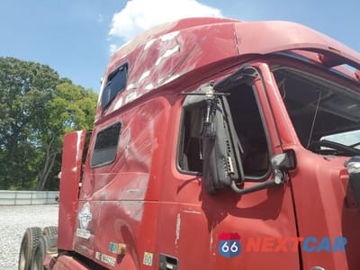 Zdjęcie 9 z 10 samochodu: 2007 VOLVO VN VNL VIN:4V4NC9GH17N442235 - miniatura