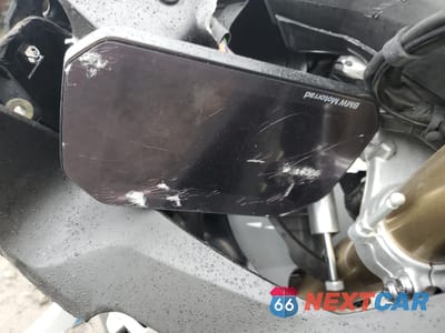 Zdjęcie 7 z 9 samochodu: 2023 BMW S 1000 RR VIN:WB10E6305P6H63560 - miniatura
